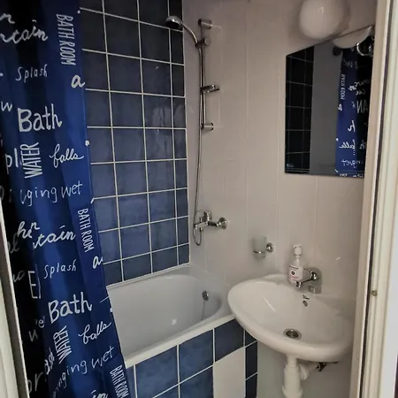 Private Studio-apartment Gerber 2 דירה *